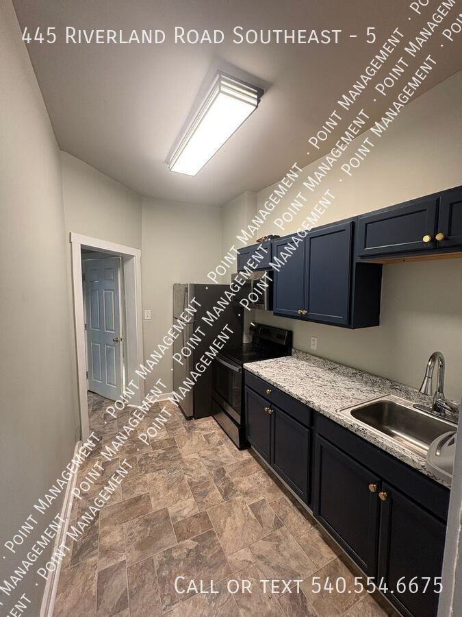 445 Riverland Rd Se #5 - Photo 2 of 5