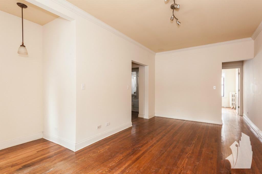 742 W Addison St #S2 - Photo 3 of 8