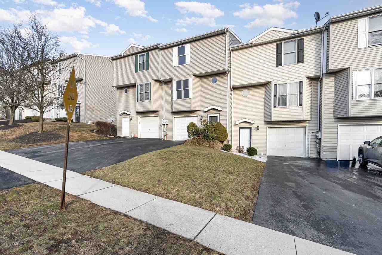263 Chartwood Dr - Photo 3 of 32