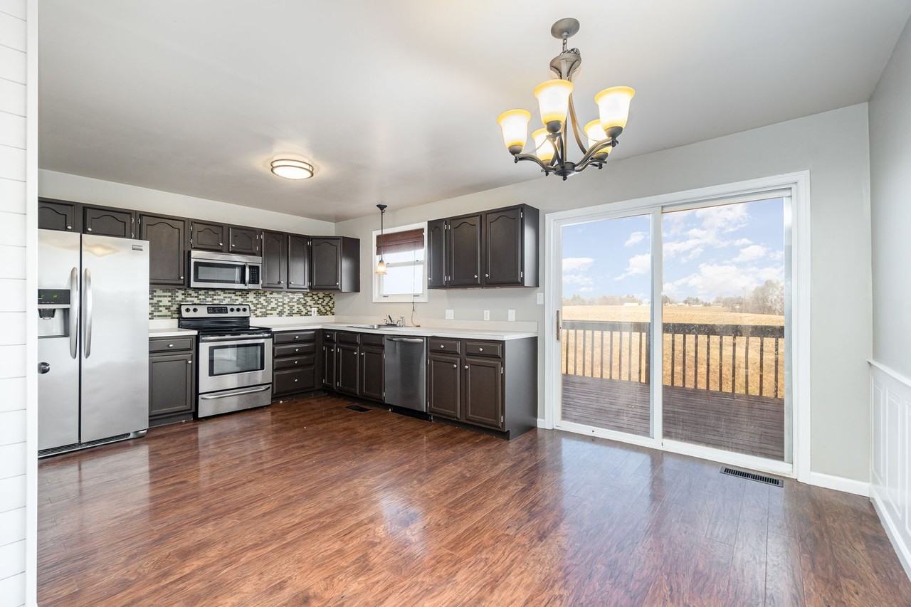 263 Chartwood Dr - Photo 6 of 32