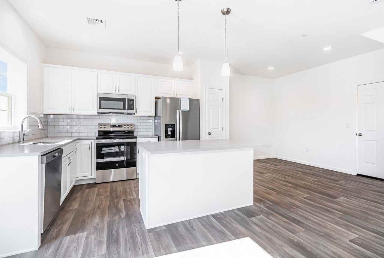 7843 Briarwood Dr - Photo 7 of 28