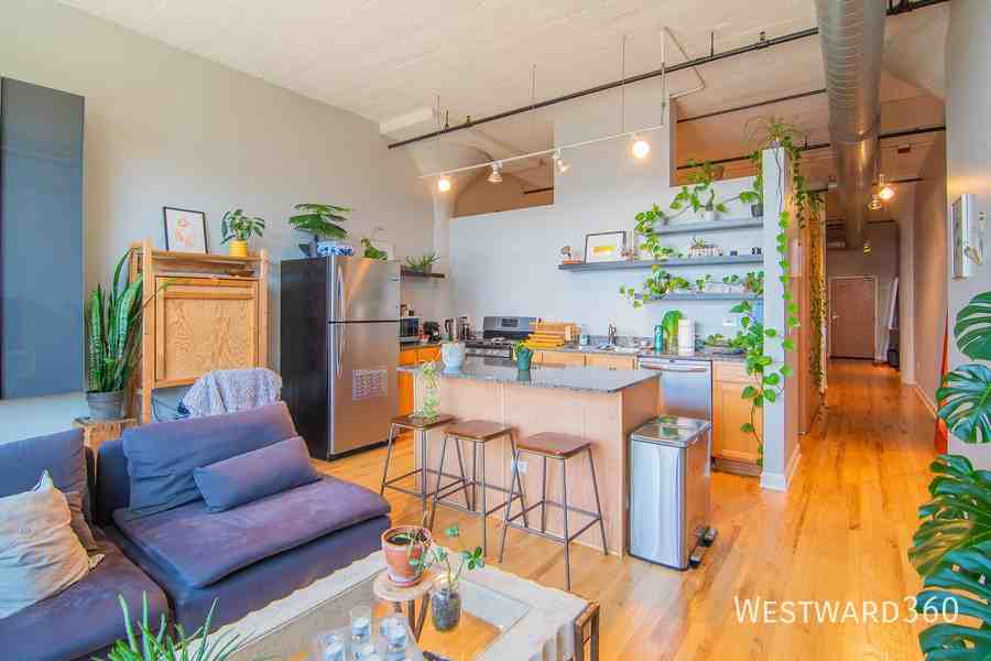 221 E Cullerton St #714 - Photo 3 of 27