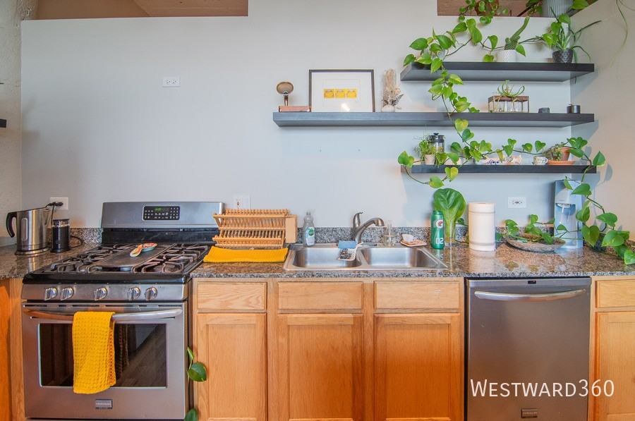221 E Cullerton St #714 - Photo 7 of 27