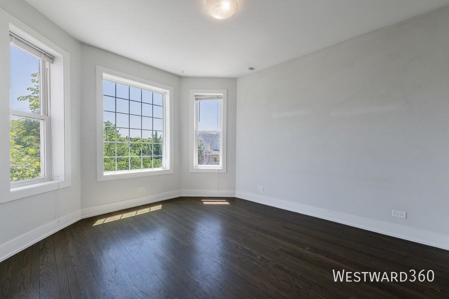 3656 W Shakespeare Ave #2F - Photo 6 of 17