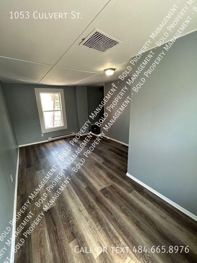 1053 Culvert St - Photo 2 of 12
