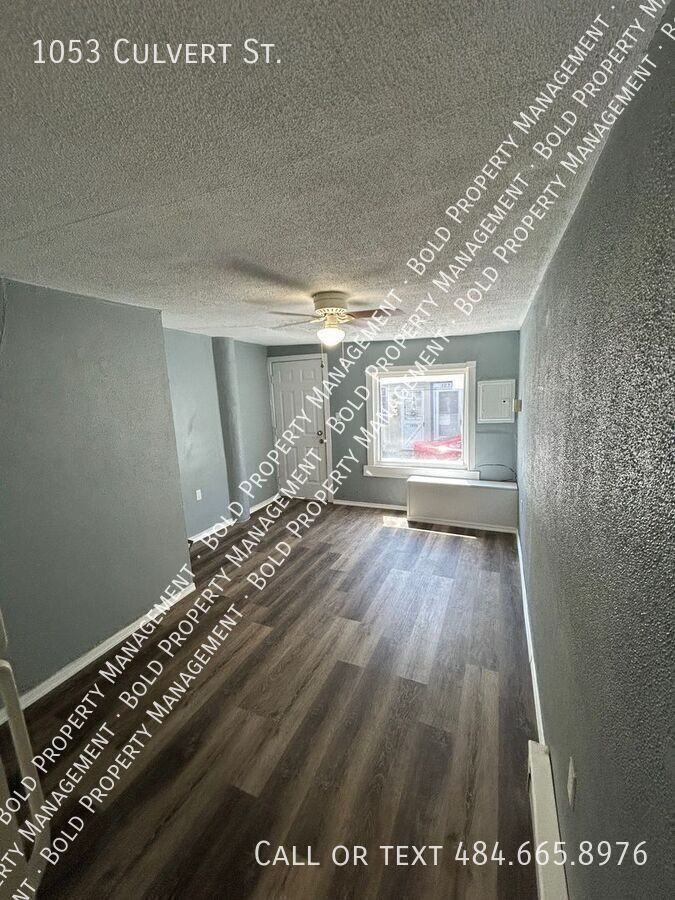 1053 Culvert St - Photo 3 of 12