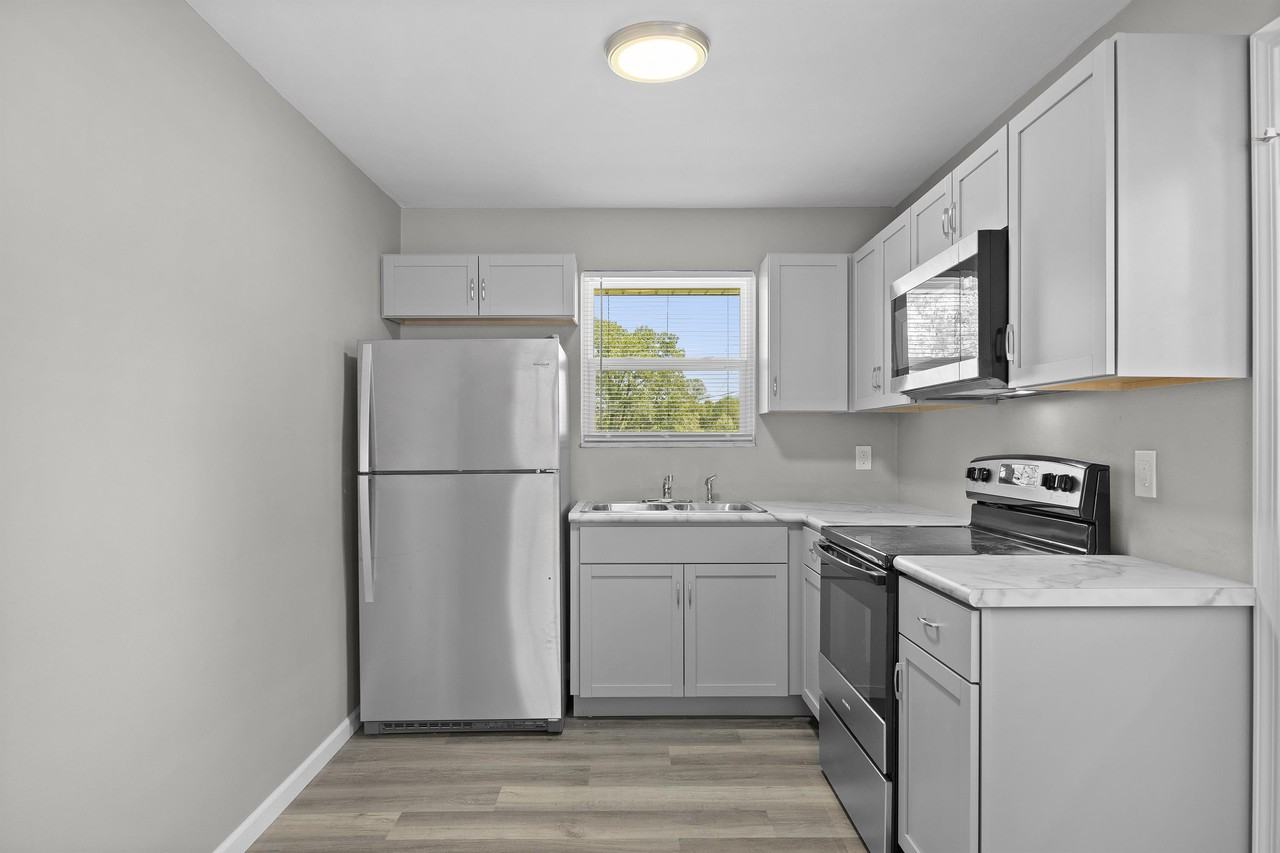 1112 Olive St #1112 - Photo 2 of 18