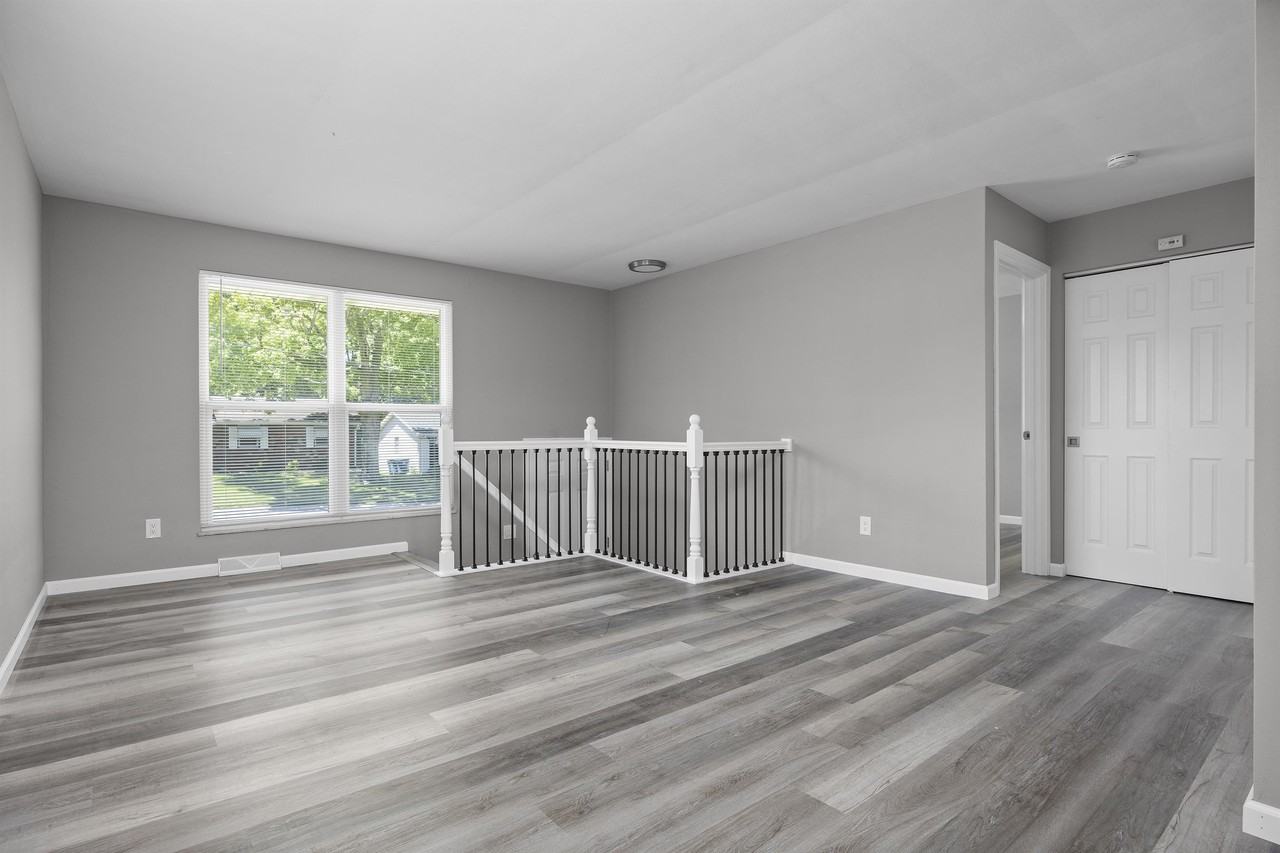 1112 Olive St #1112 - Photo 4 of 18