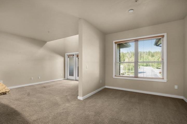 6104 Monterra Ave #I - Photo 5 of 7