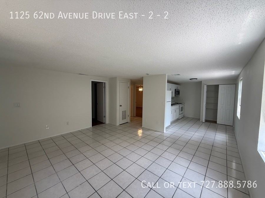 1125 62nd Avenue Dr E #2 - Photo 3 of 37