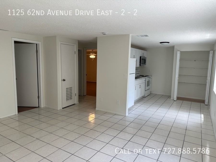1125 62nd Avenue Dr E #2 - Photo 4 of 37