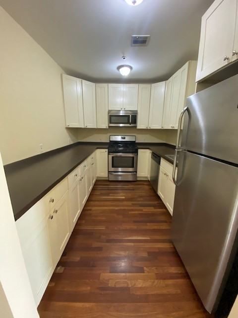 19 Winfield Ave #301 - Photo 2 of 10