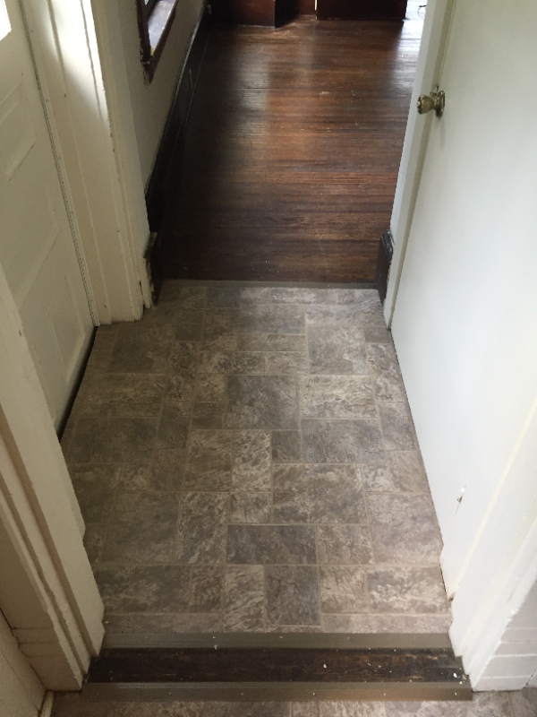 241 N Thomas St #1B - Photo 4 of 10