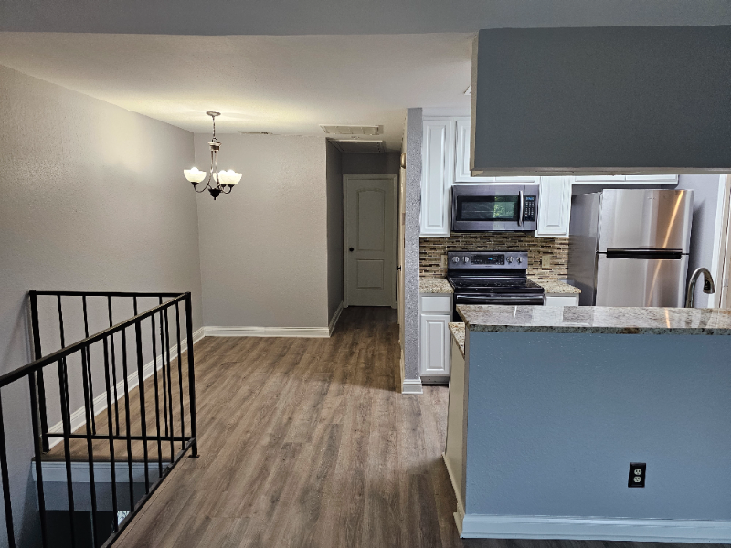 2500 E Park Blvd - Photo 3 of 12