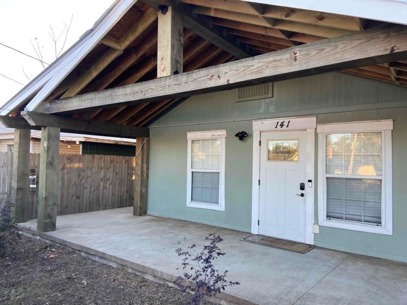 141 Kraft Ave #B - Photo 2 of 12