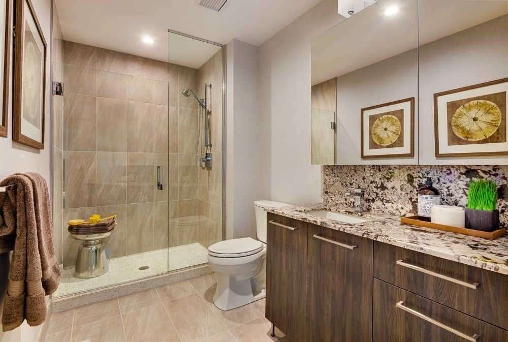 705 N Hudson Ave - Photo 6 of 13