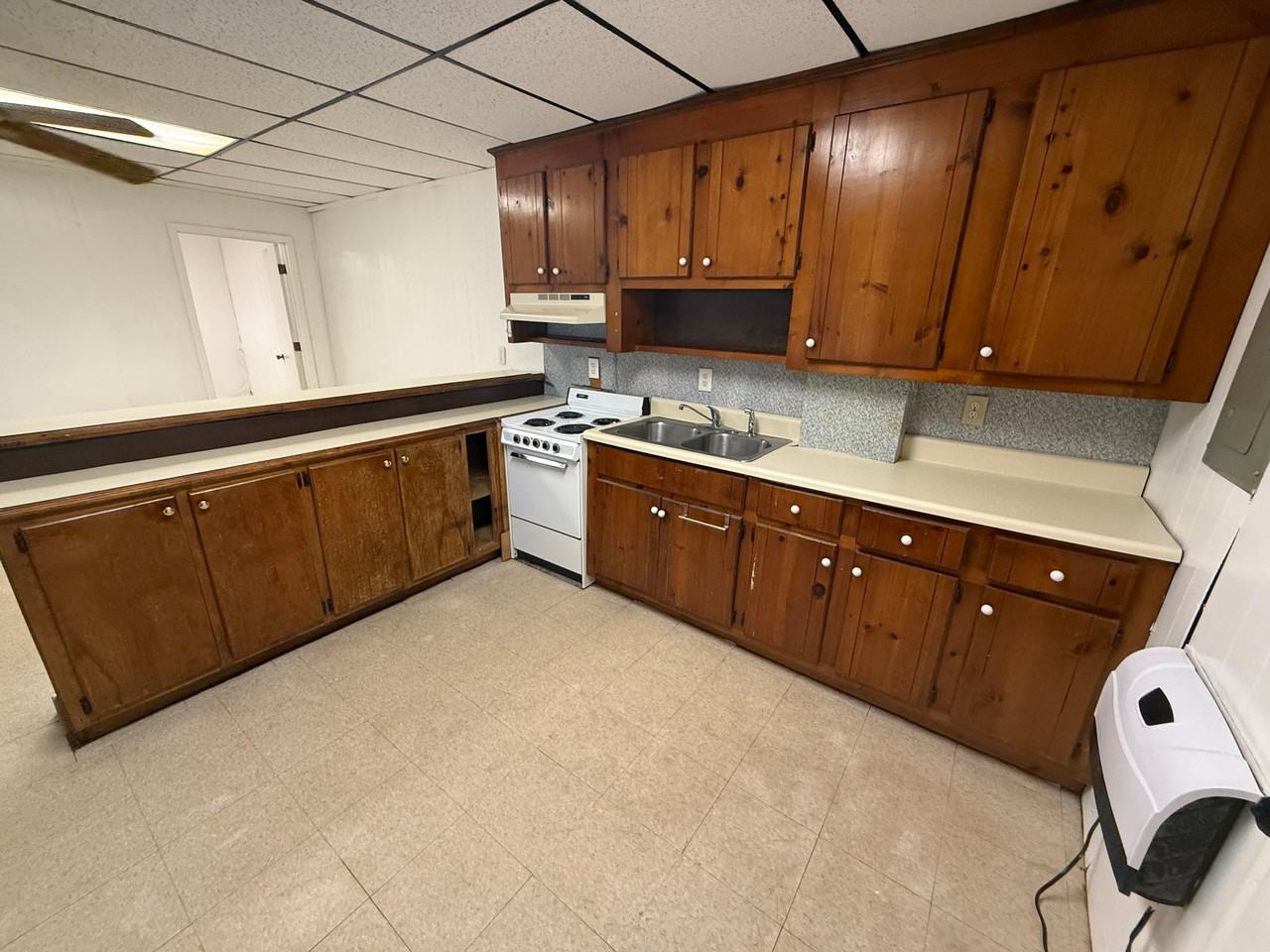 1247 Wooten Dr #3 - Photo 4 of 10