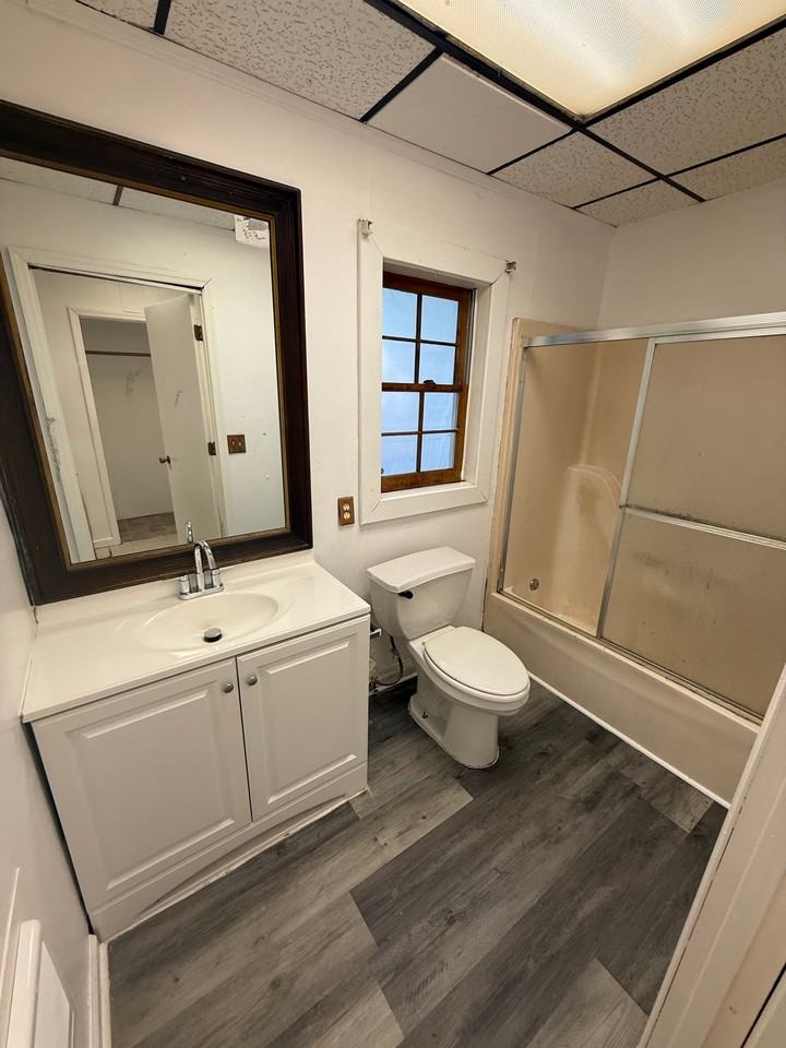 1247 Wooten Dr #3 - Photo 5 of 10