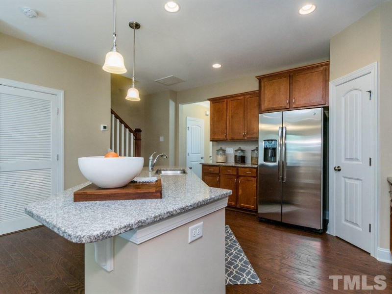 102 Harvest Oaks Ln #67 - Photo 2 of 18