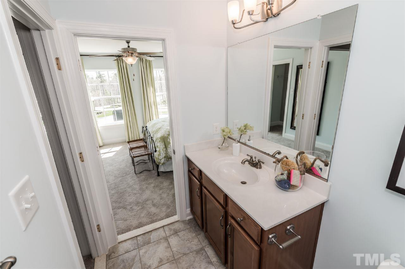 102 Harvest Oaks Ln #67 - Photo 5 of 18