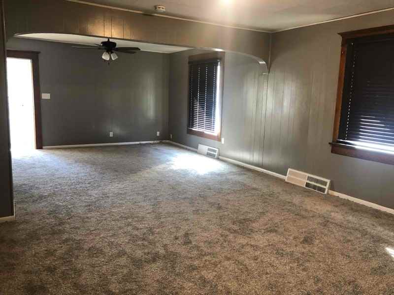 9590 S Main Ave - Photo 2 of 13