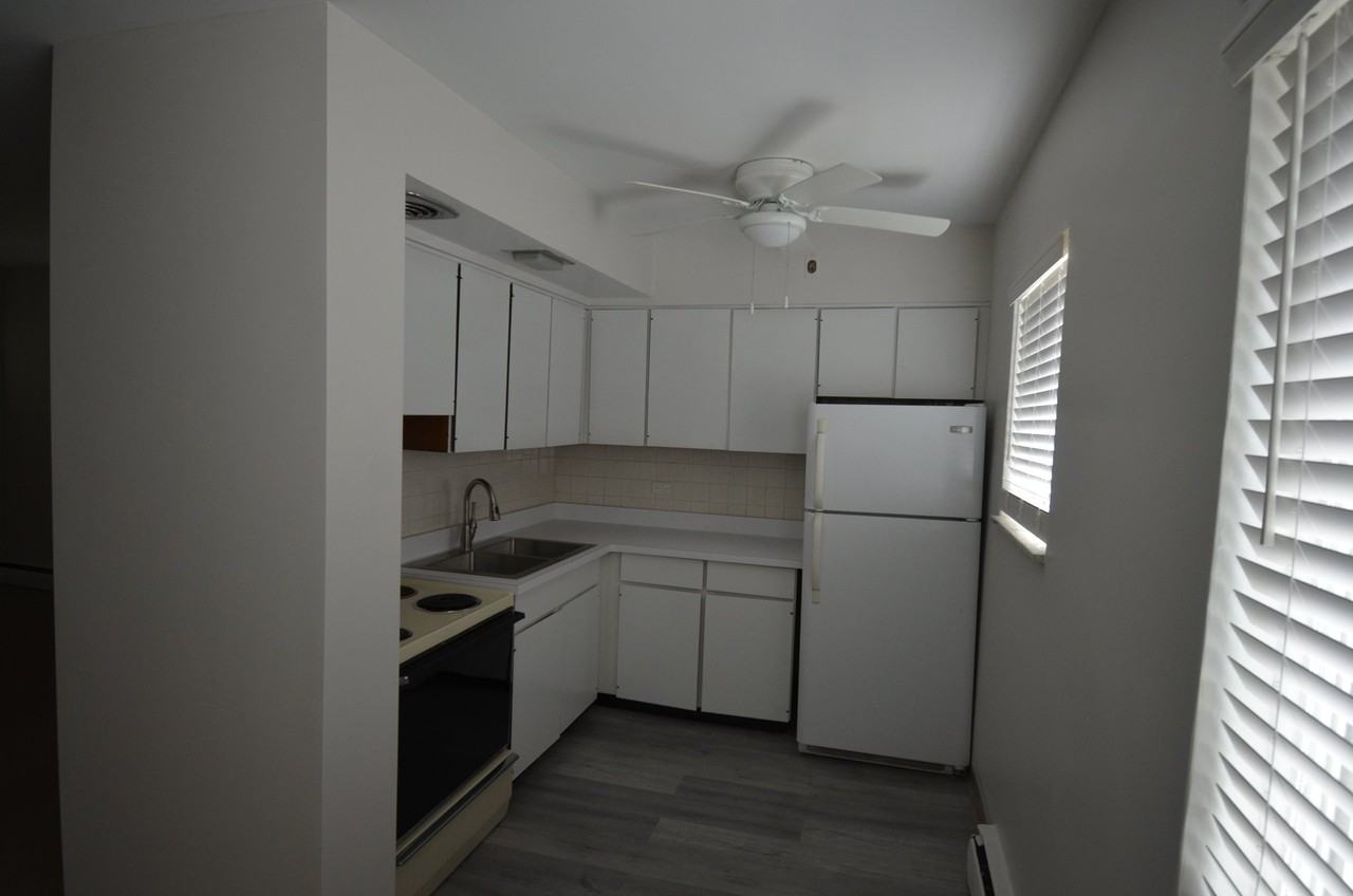 2032 Linden Ave #A - Photo 4 of 18