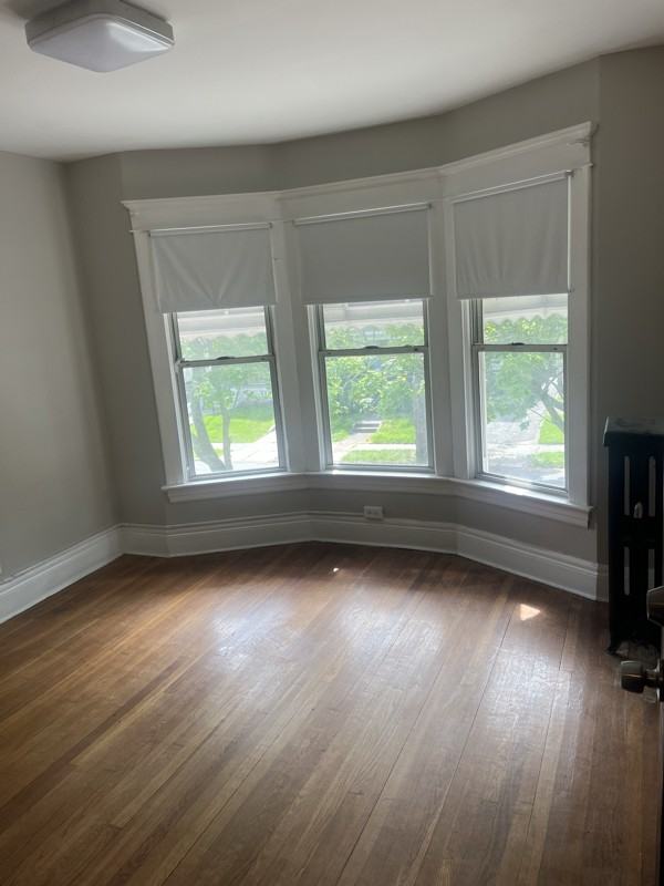45 Meech Ave - Photo 5 of 16