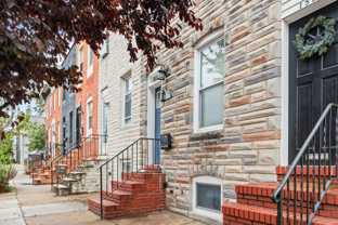 1524 E Clement St - Photo 1 of 1