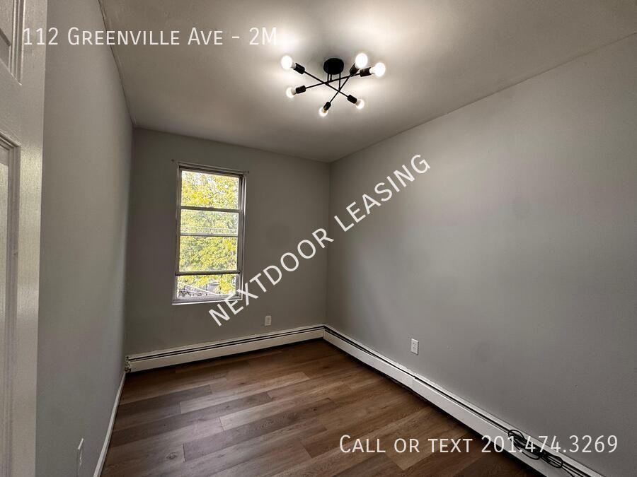 112 Greenville Ave #2M - Photo 6 of 7