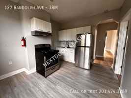 featured image of 122 Randolph Ave #3RM