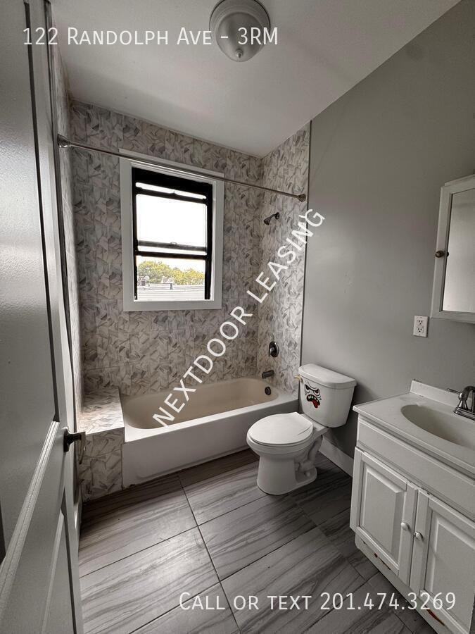 122 Randolph Ave #3RM - Photo 3 of 7
