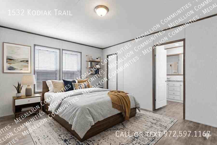 1532 Kodiak Trl - Photo 2 of 23