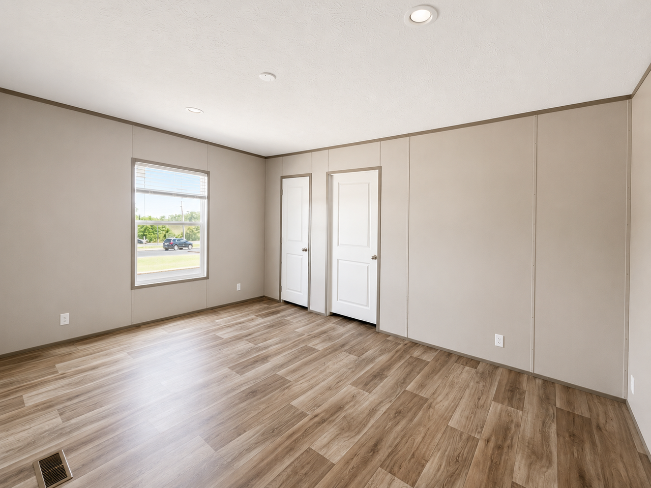 16800 Jessica Rd - Photo 4 of 8