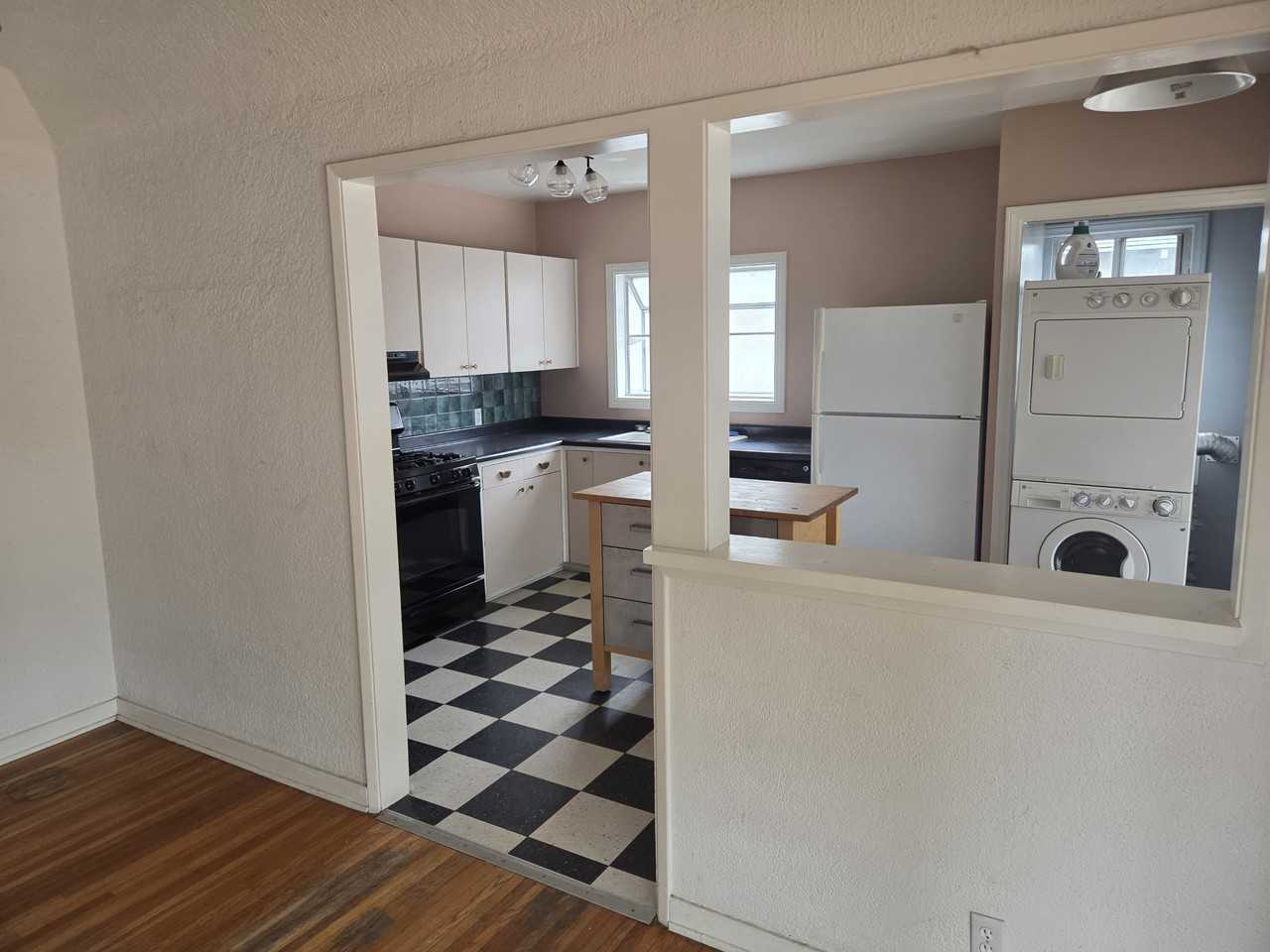 1721 N Fairview St - Photo 3 of 17