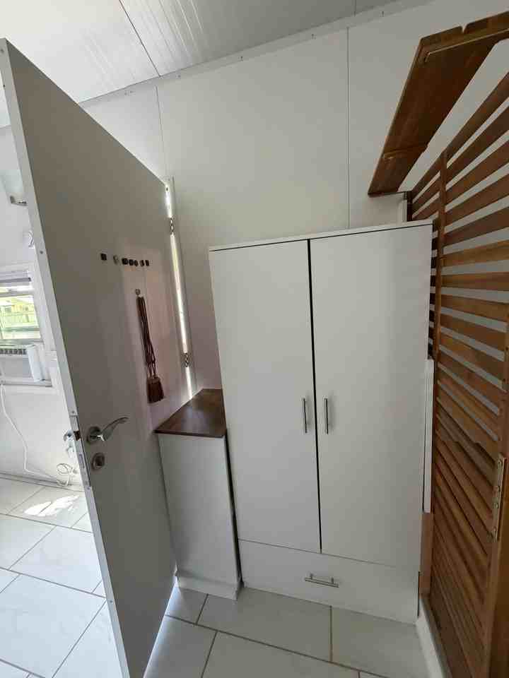 22107 Elkwood St - Photo 5 of 8