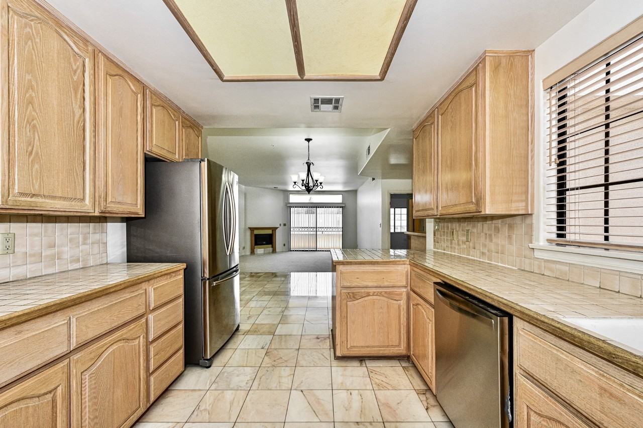 5319 Lindley Ave #303 - Photo 5 of 16