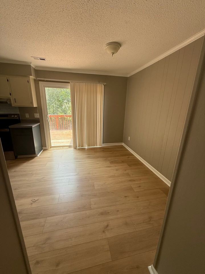 1405 Harth Dr #A - Photo 5 of 20