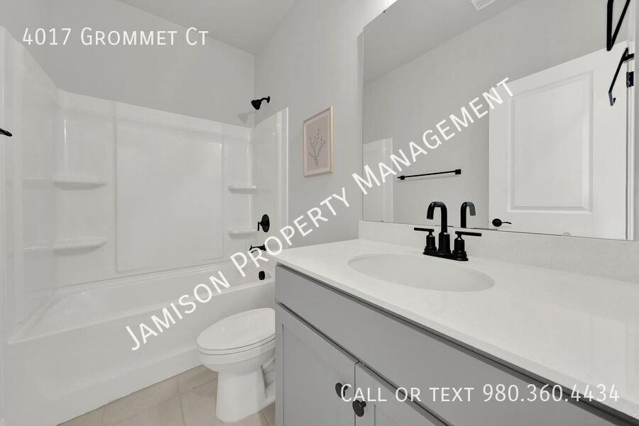 4017 Grommet Ct - Photo 4 of 42