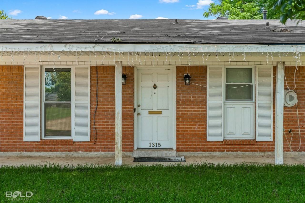 1315 Parkway Cir - Photo 6 of 12