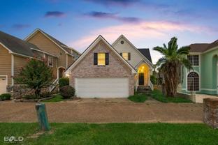 5737 S Lakeshore Dr - Photo 1 of 1