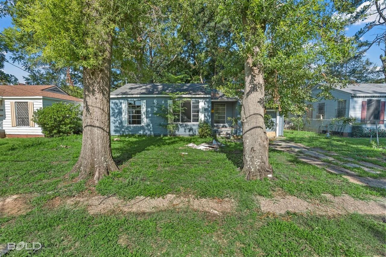 5350 Bienville Ave - Photo 3 of 5