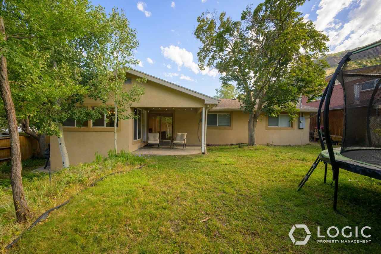 3760 E Millstream Dr - Photo 2 of 23