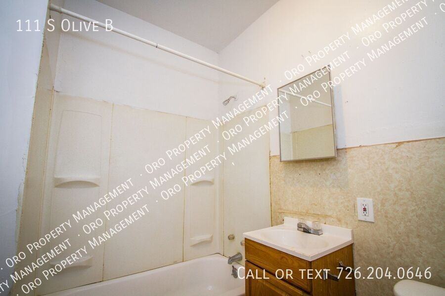 111 S Olive B - Photo 5 of 8