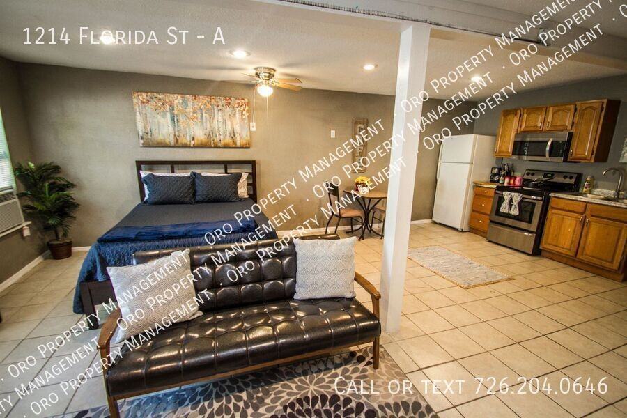 1214 Florida St #A - Photo 2 of 12