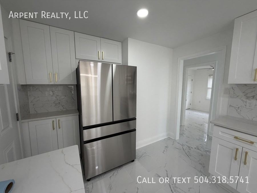 1720 Aycock St #A - Photo 5 of 17