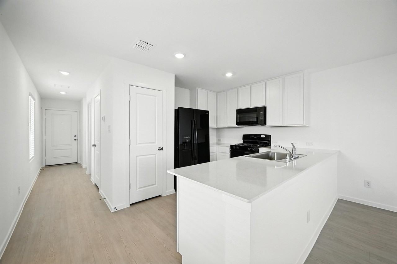 12120 Morgan Dr #1 - Photo 6 of 21