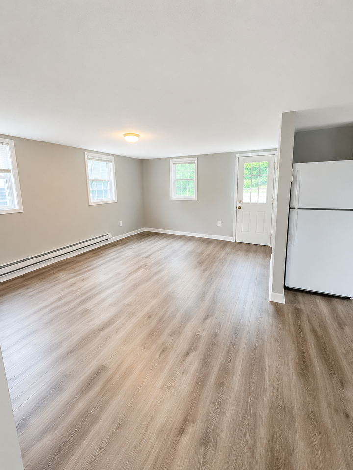35 N Main St #1 - Photo 6 of 10