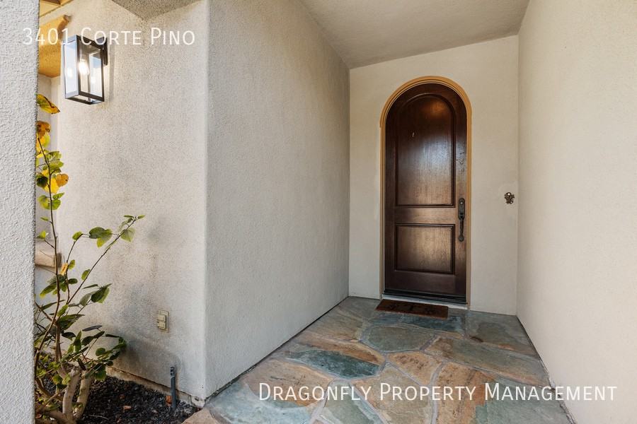 3401 Corte Pino - Photo 4 of 35