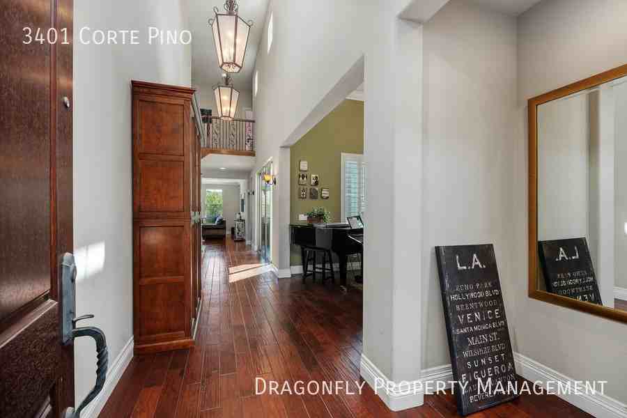 3401 Corte Pino - Photo 5 of 35