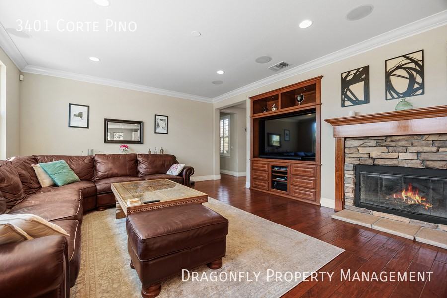 3401 Corte Pino - Photo 7 of 35